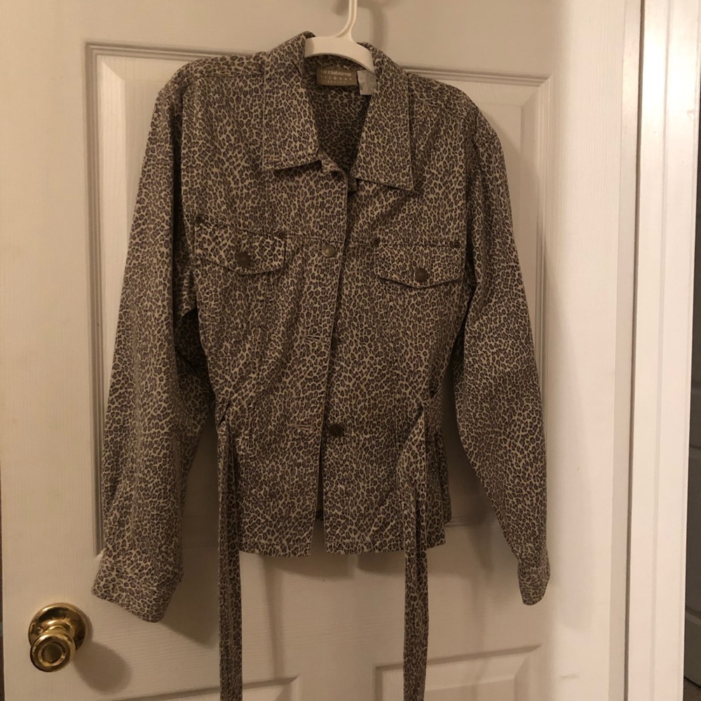 Liz Claiborne Petite Belted Button Up